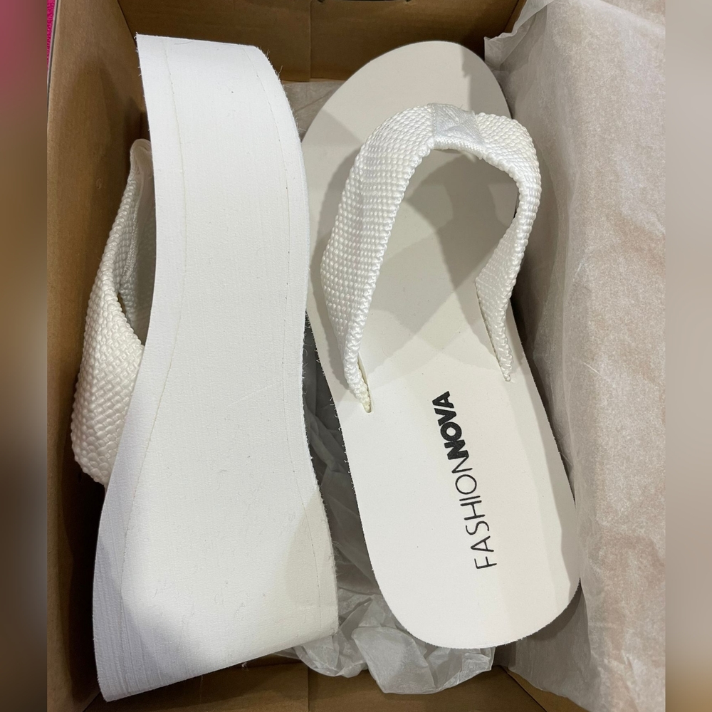 NEW! Not used Wedge Shoe Fashion Nova!